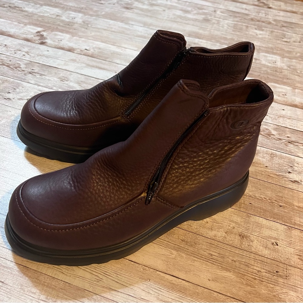 💚Dexter NWOT Ankle Boots